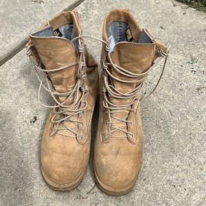 Belleville Gore-Tex AF issued Tan Flight Boots 7.5R